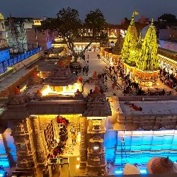 Tour Lucknow Ayodhya  Naimisaranyam Chitrakoot Allahabad Varanasi 7 Night 8 Days