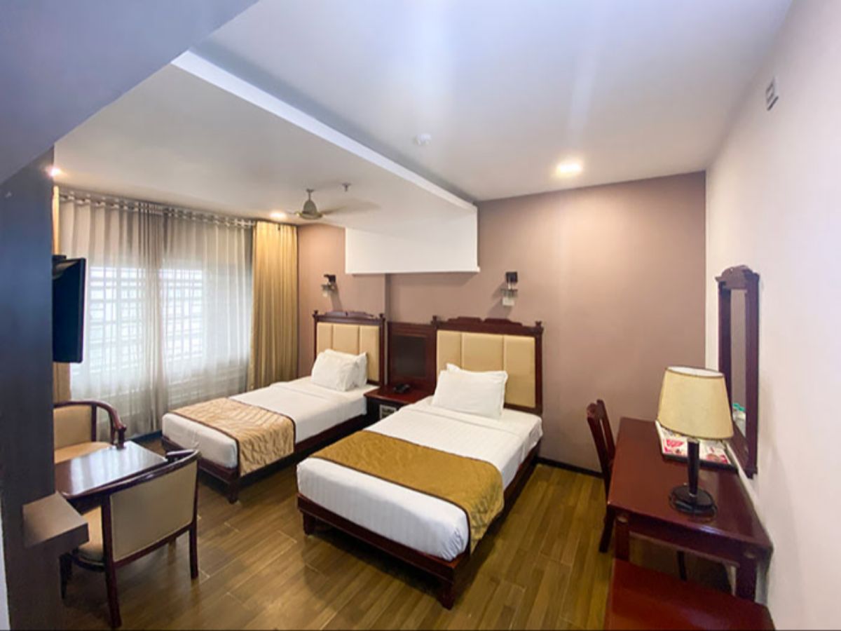 OYO 37998 Thirumal Residency - Google hotels