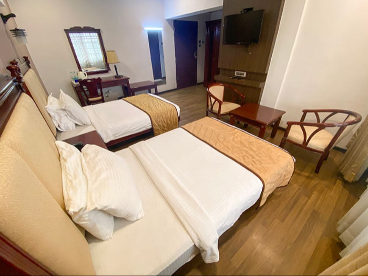Reviews of Hotel Palmyra Grand Suite - Hotel in Tirunelveli